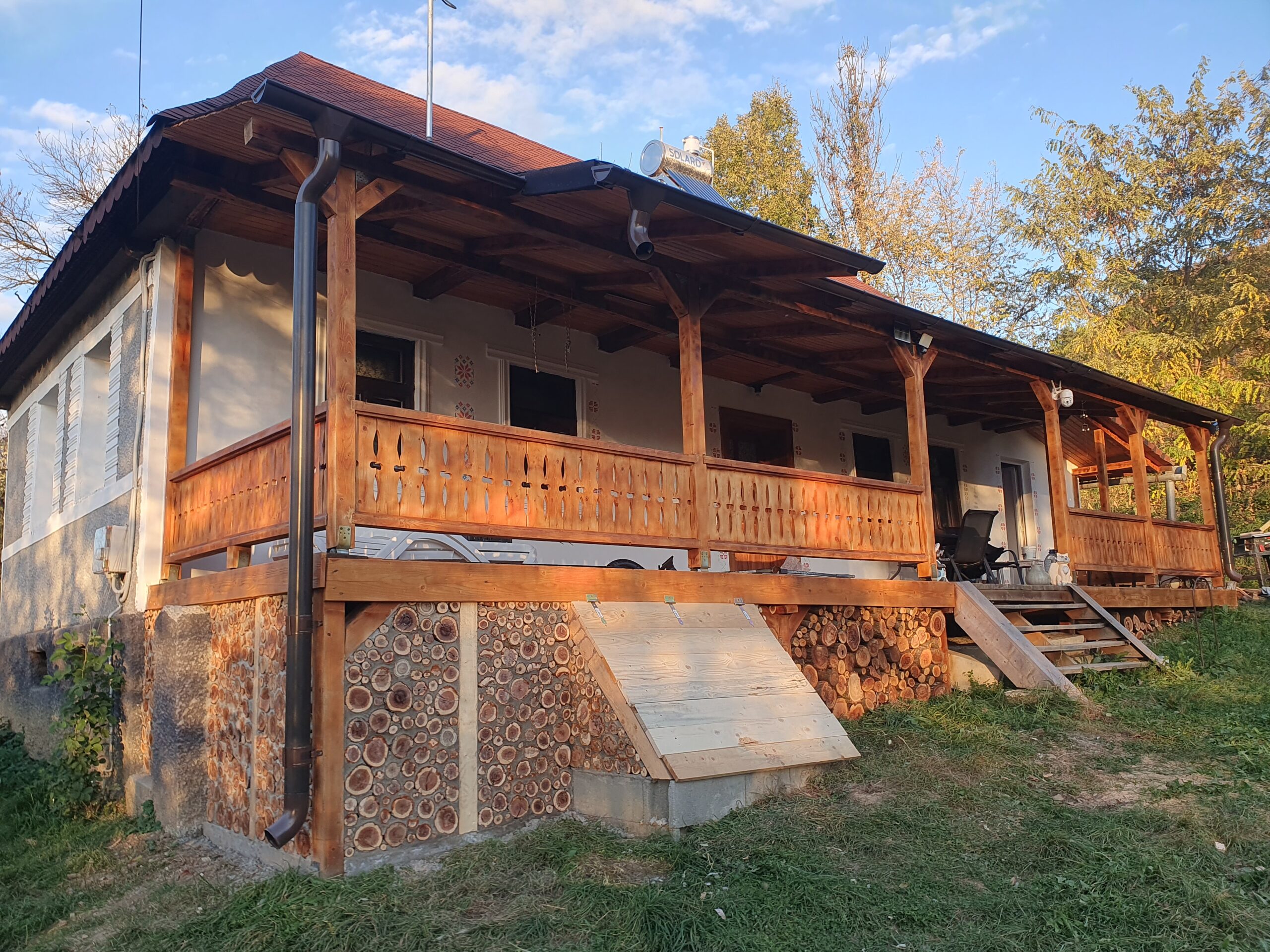 Bărbatul ajunge aici weekend de weekend, alături de prieteni și familie