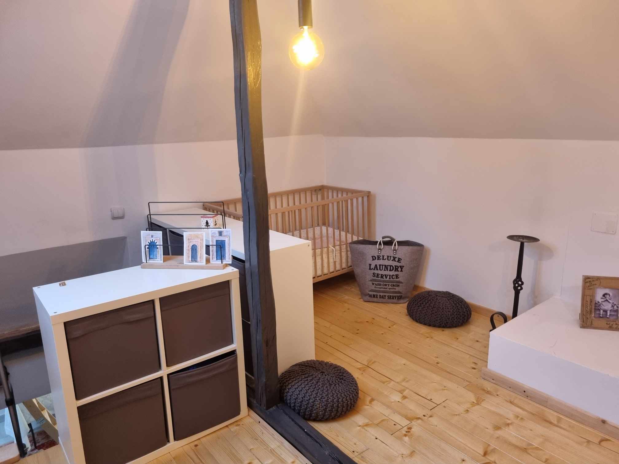 Cuplul și-a dorit să integreze în design elemente moderne, dar și tradiționale