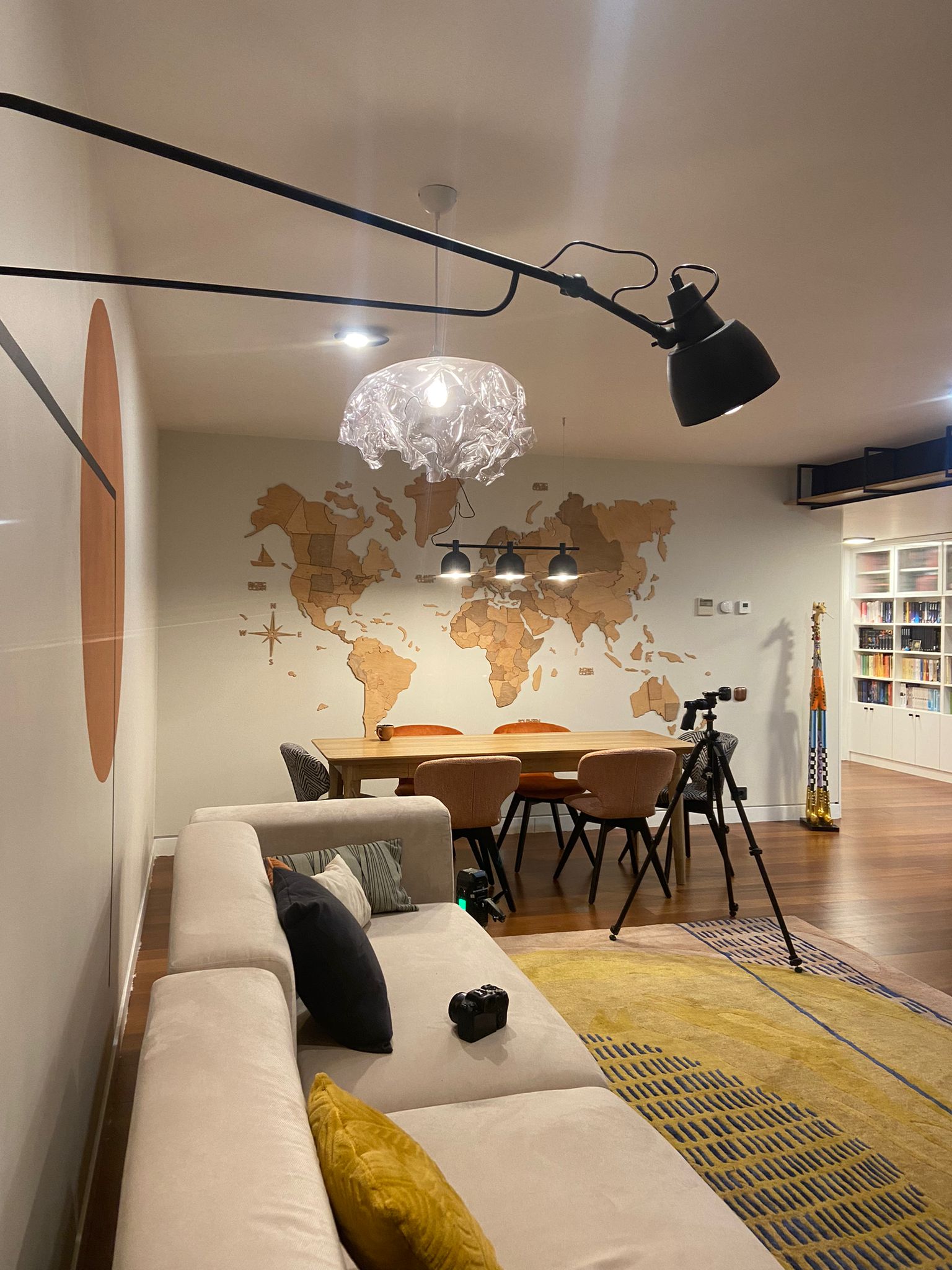 apartament București dining