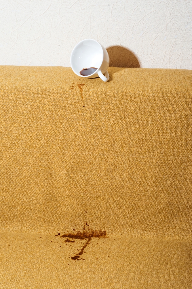 curatare pete cafea canapea