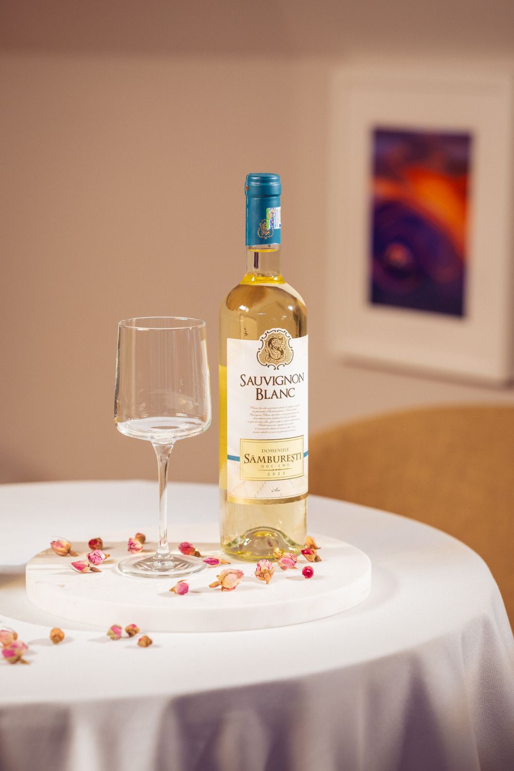 sauvignon blanc de samburesti 2 langa pahar