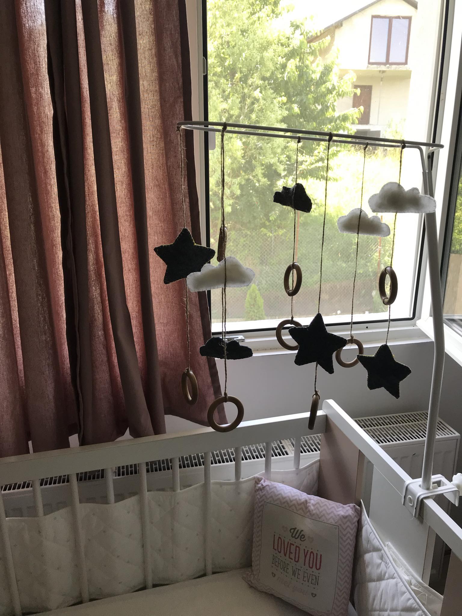 Mihaela și Paul se simt ca-n vacanță aici, zi de zi