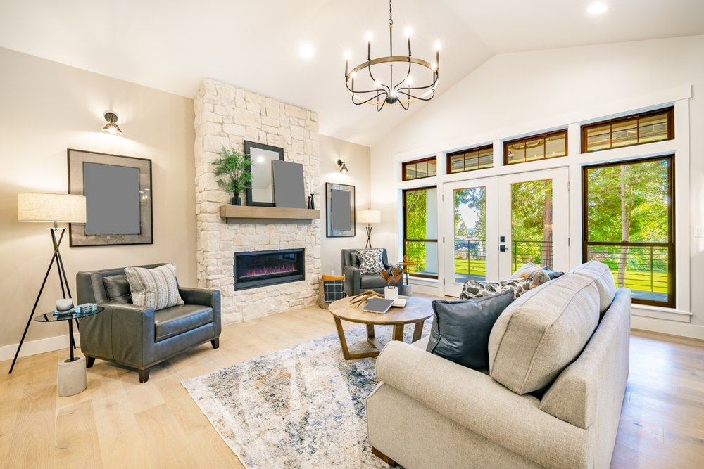 lustra clasice in amenajare moderna living