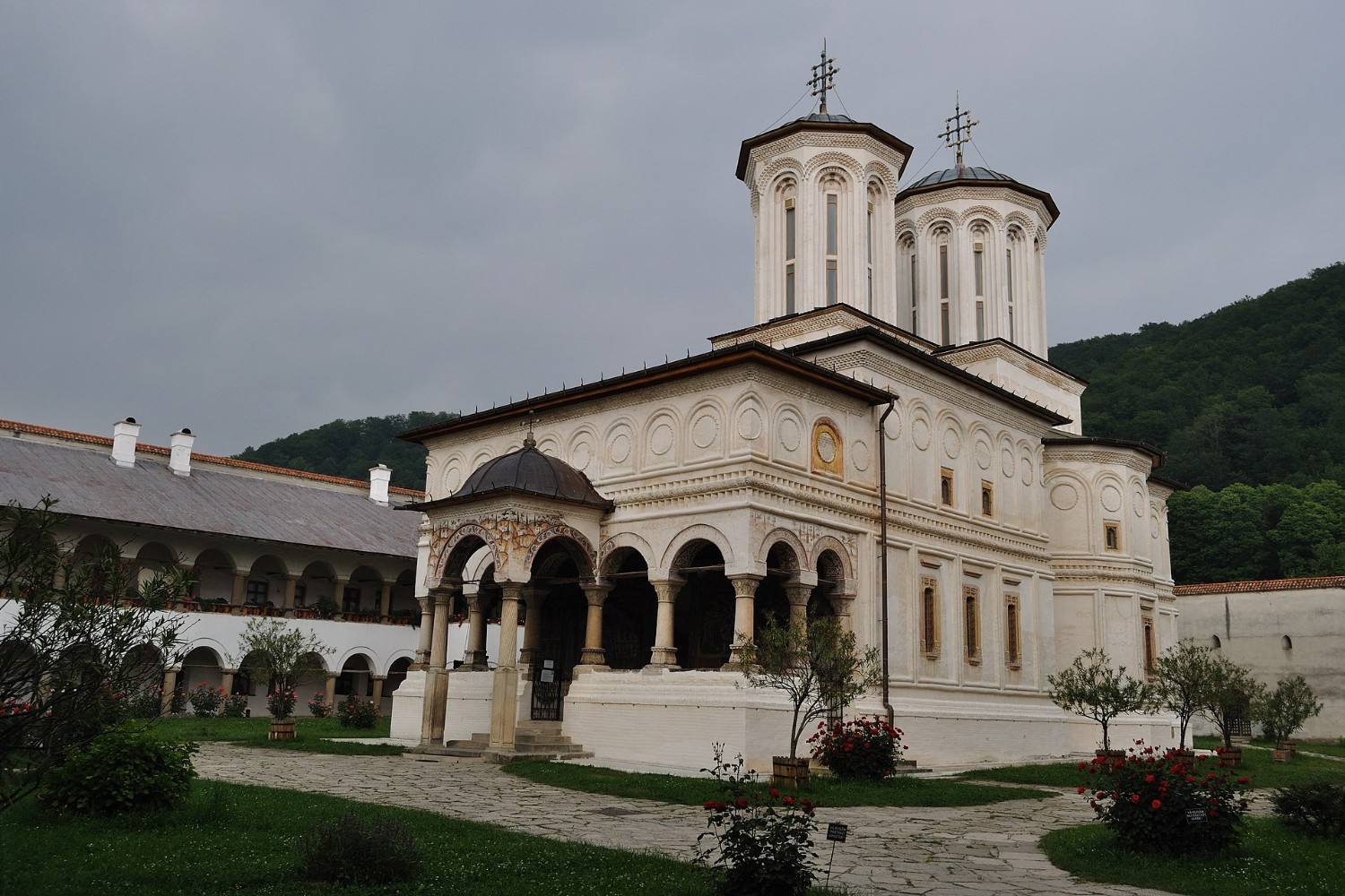 1.1 casa stil brancovenesc manastirea horezu