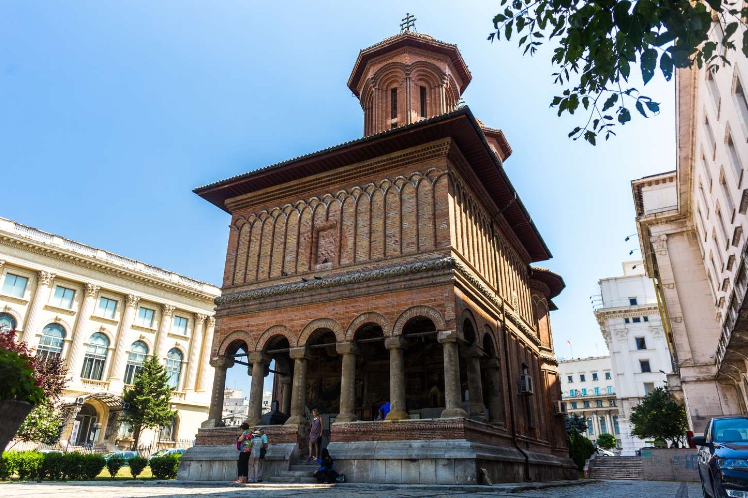 1.2 casa stil brancovenesc - biserica kretzulescu