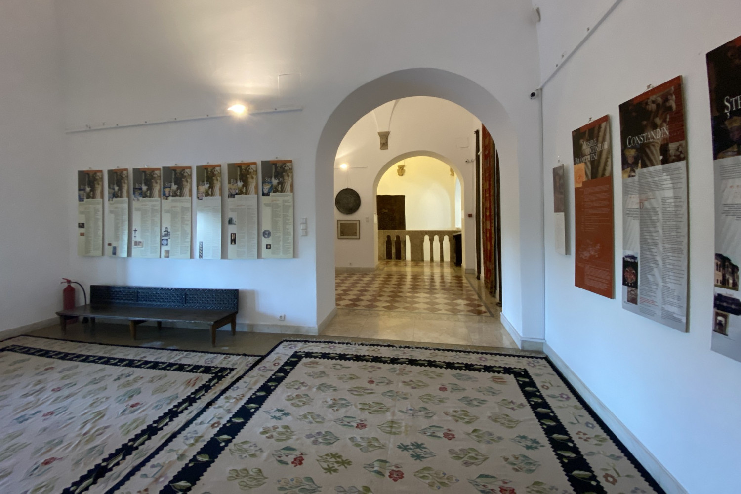 15.1. casa stil brancovenesc - Palatul-Mogosoaia-28