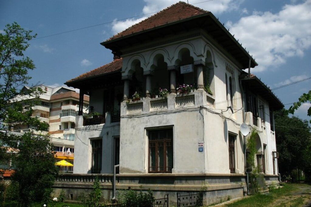 2. casa stil brancovenesc - volumetrie