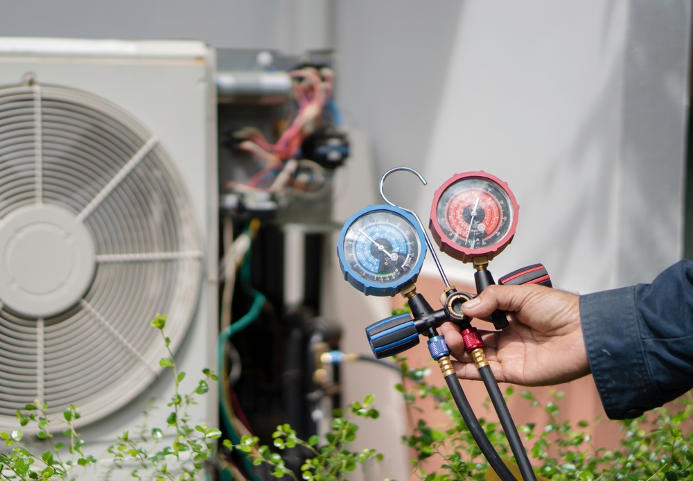 cum se curata aerul conditionat la exterior