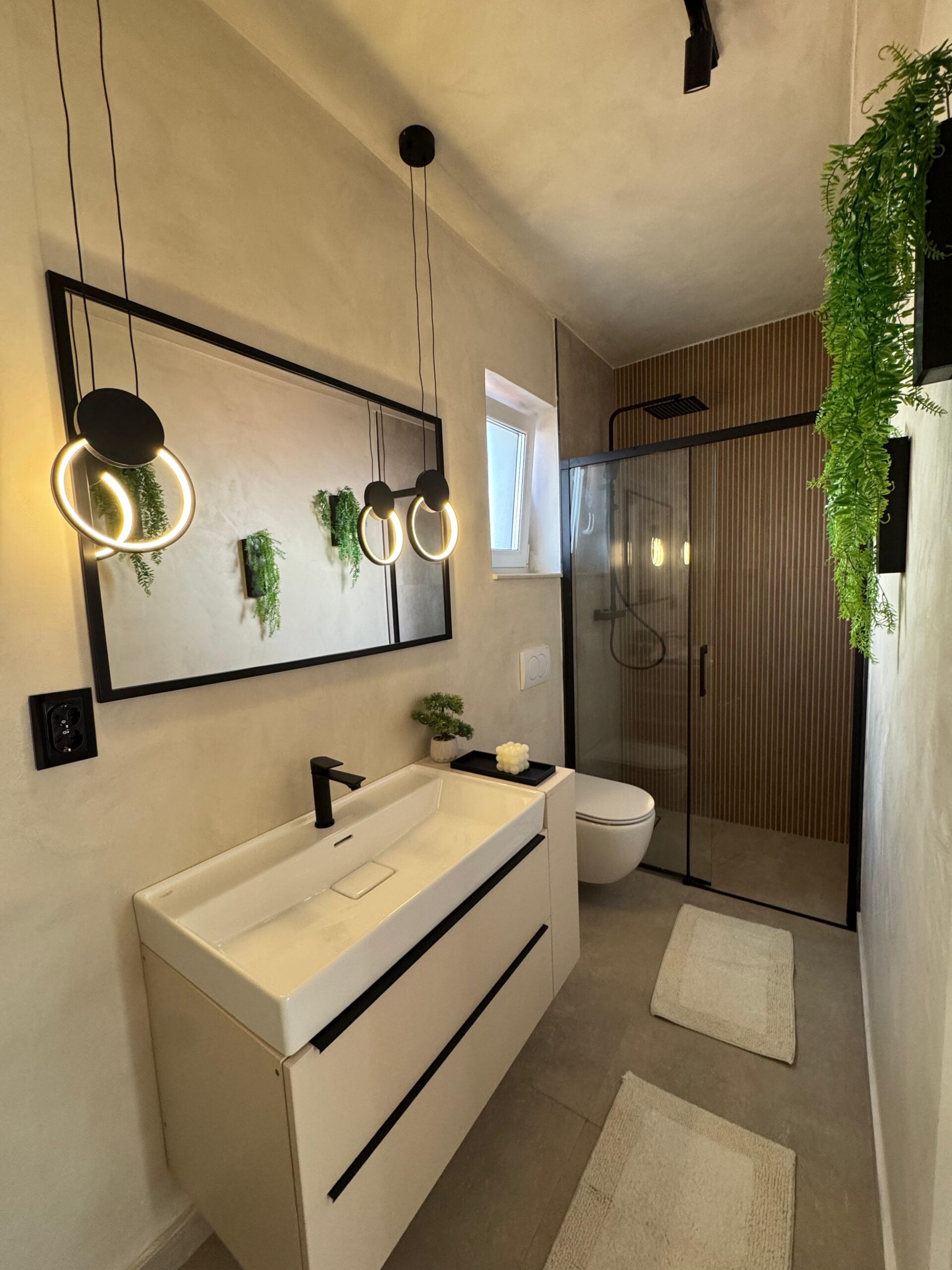 Casa amenajată creativ în stilul Wabi Sabi