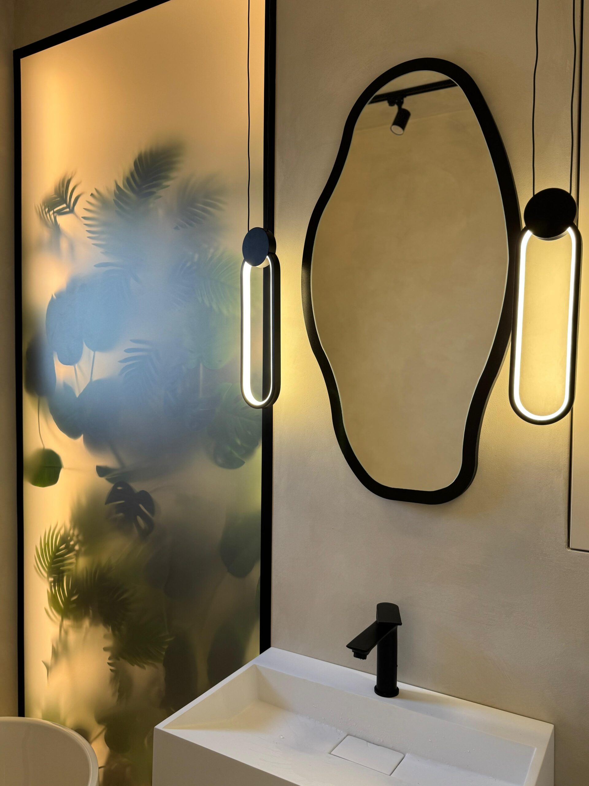 Casa amenajată creativ în stilul Wabi Sabi