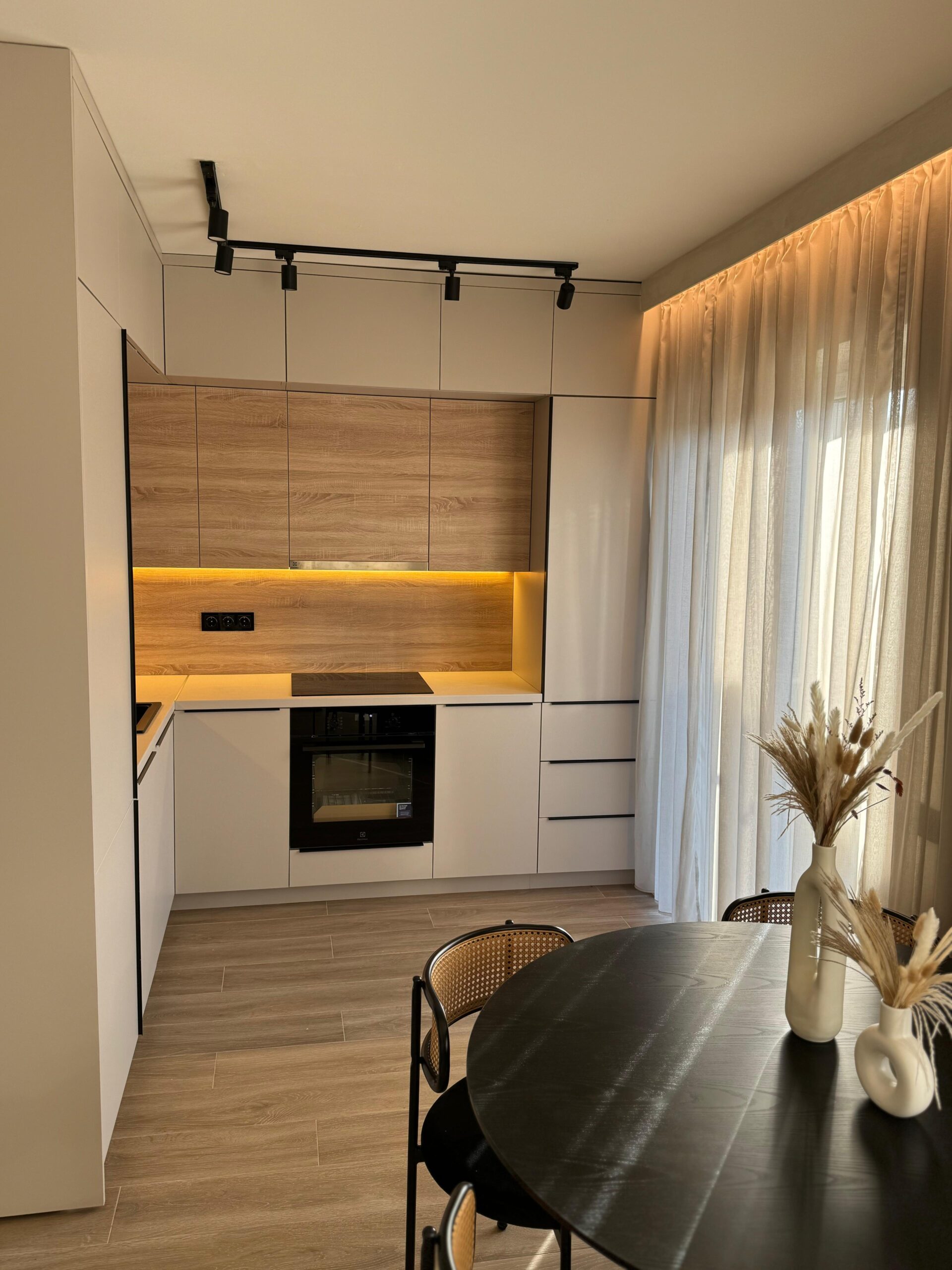 Casa amenajată creativ în stilul Wabi Sabi