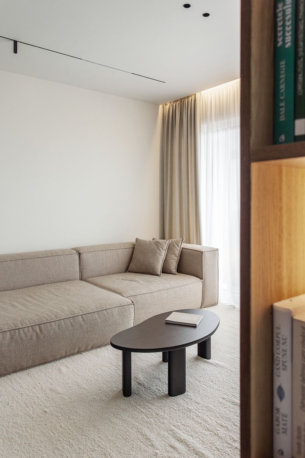amenajare living design interior modern minimalist covor alb