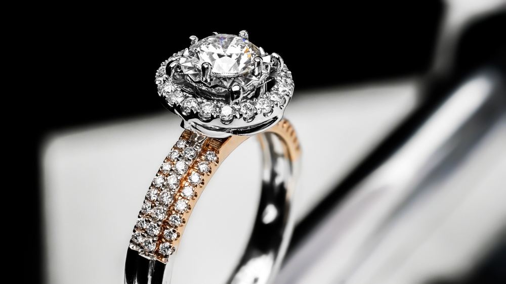 inel aur alb diamant